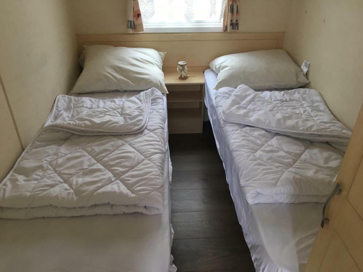 Caravanverhuur Zeeland Wemeldinge Esterno foto